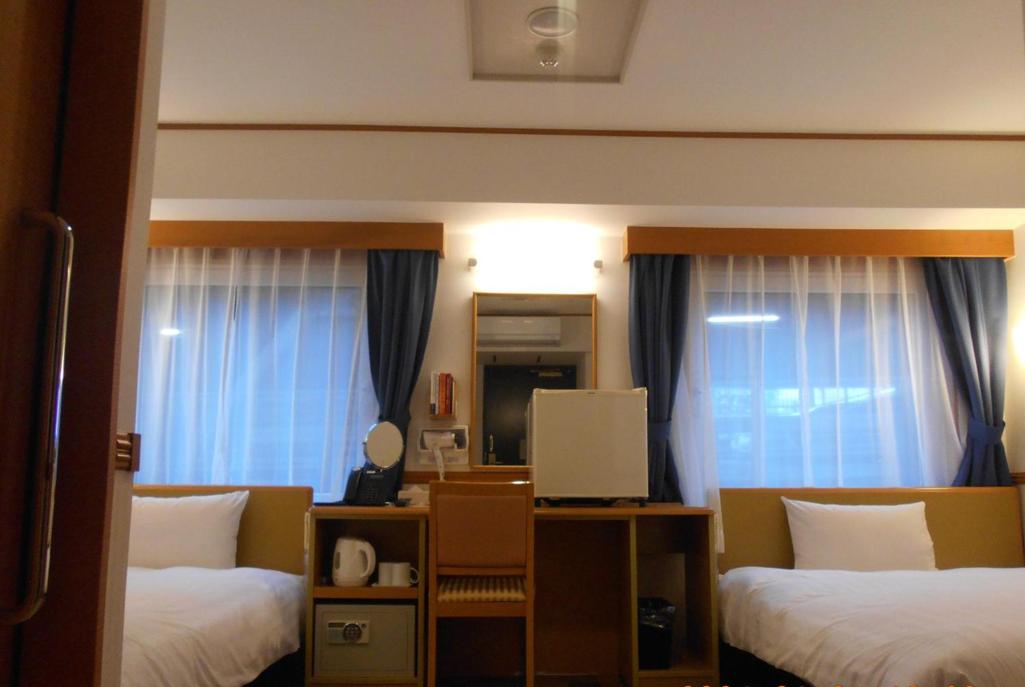 Toyoko Inn Niigata Furumachi Exterior photo