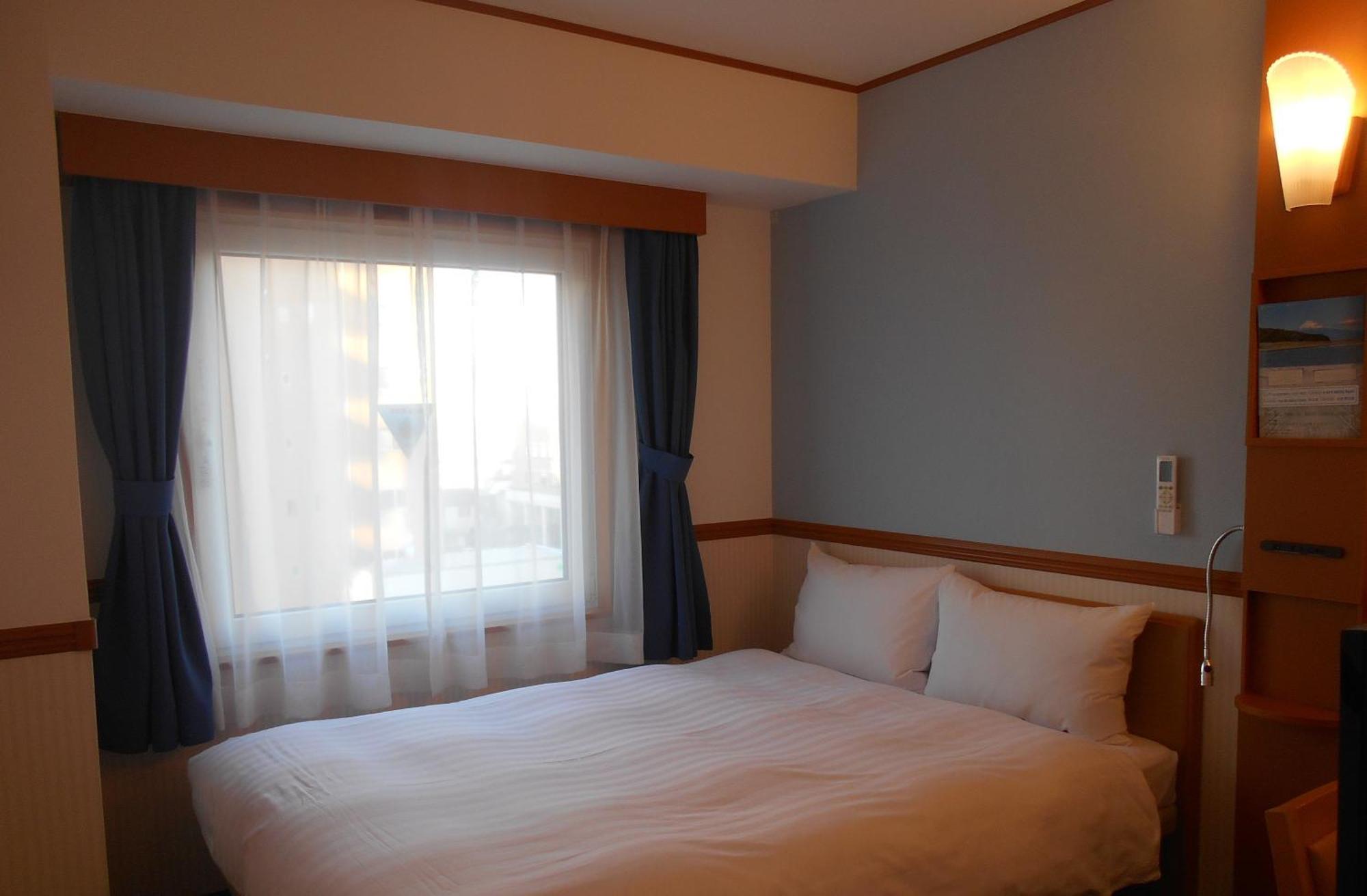 Toyoko Inn Niigata Furumachi Exterior photo